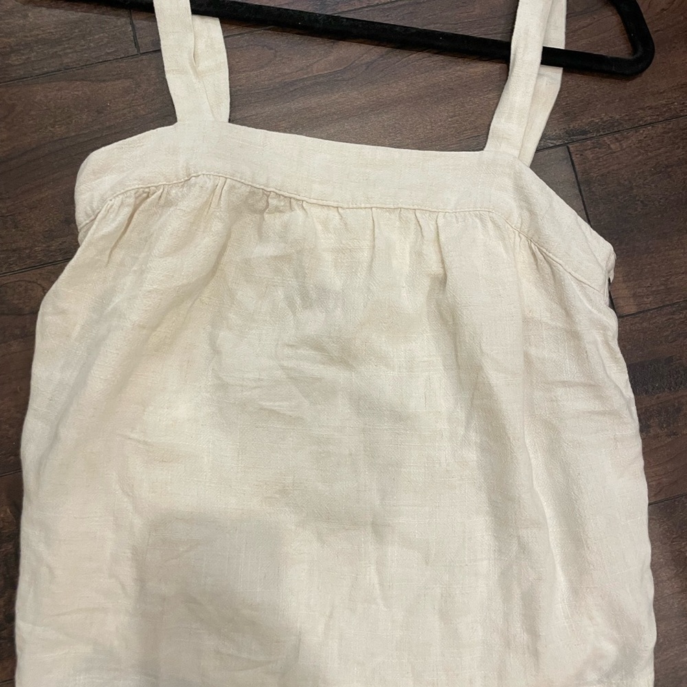 Universal thread fancy tank top white with button detail Extra small